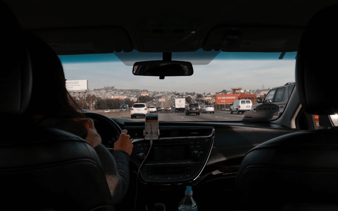 Eco-driving – czyli sposób na oszczędność w trasie. Jak zoptymalizować koszty utrzymania samochodu?