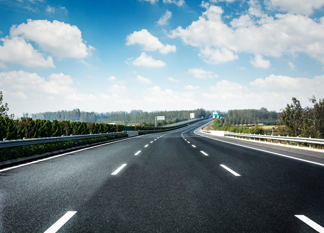 Wakacyjne trasy coraz droższe. Sprawdź ceny autostrad w Polsce i Europie
